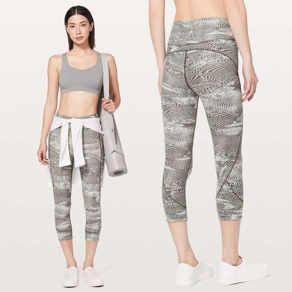 Lululemon In Movement Crop 19" In Swerve Vapor Metal Grey Size 4 - Picture 1 of 8